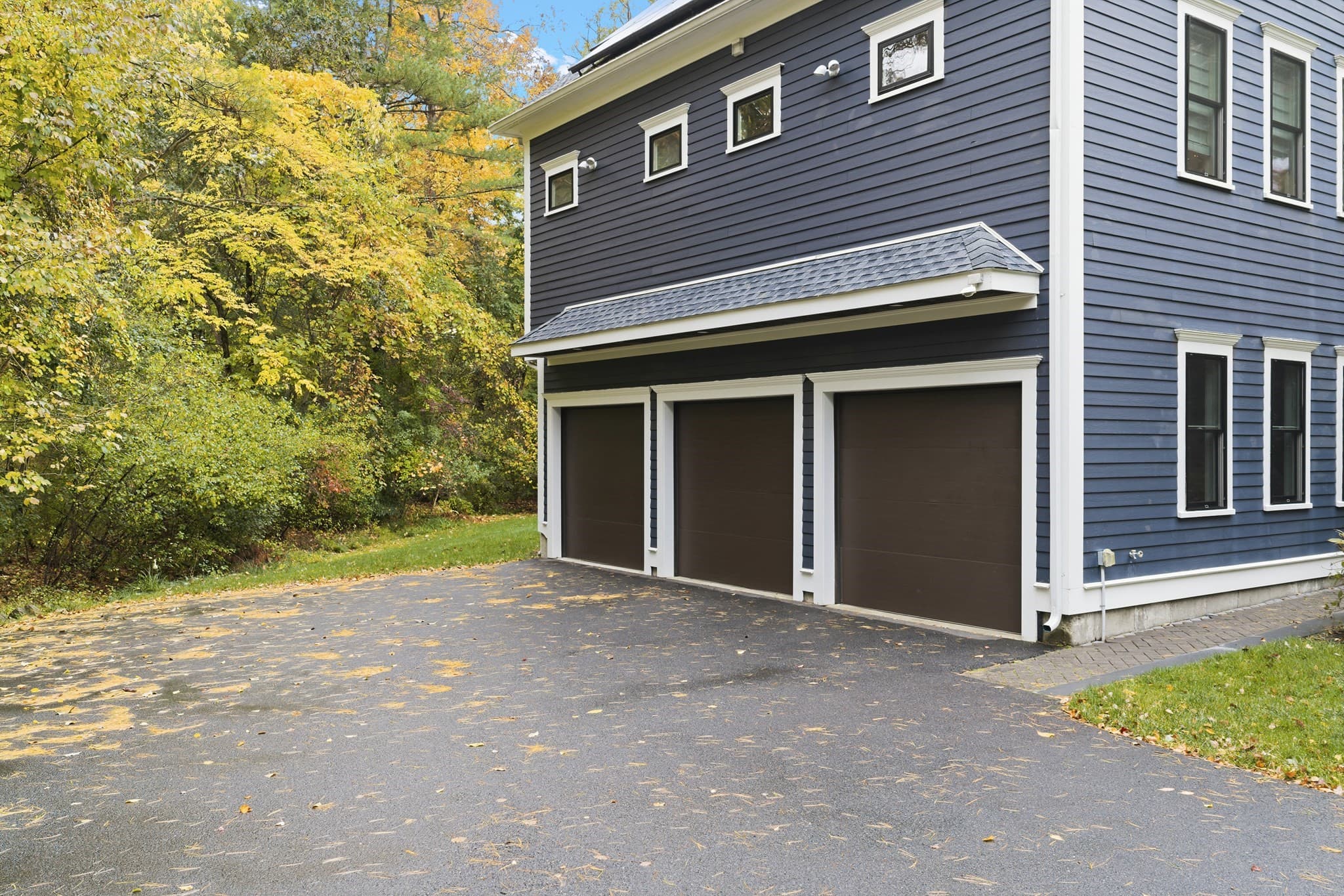 Single Family Residence at 80 Locust Ln, Needham MA 02492, photo 4 of 42