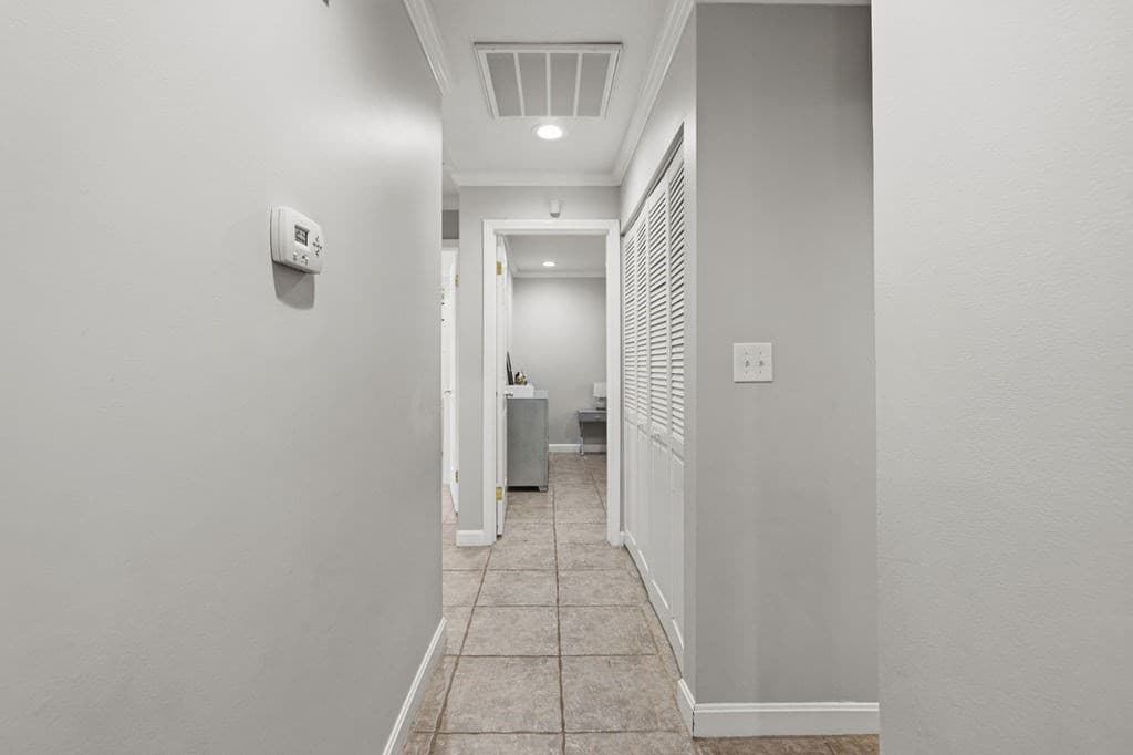 Single Family Residence at 36 Meadowood Dr, Dartmouth MA 02748, photo 37 of 42