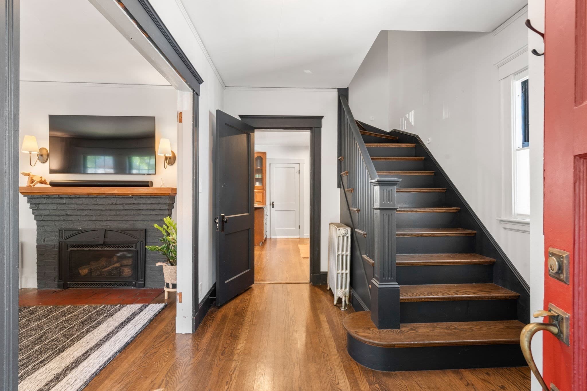 Single Family Residence at 12 Ely Rd, Boston MA 02124, photo 15 of 31