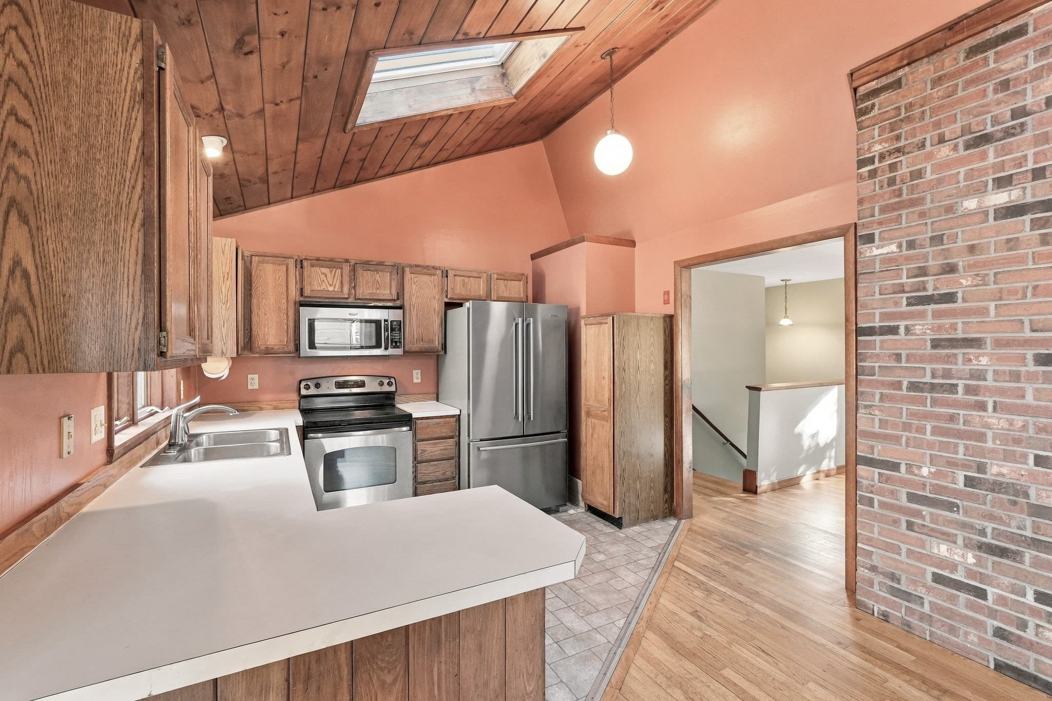 Single Family Residence at 17 Highland Ave., Easthampton MA 01027, photo 12 of 33