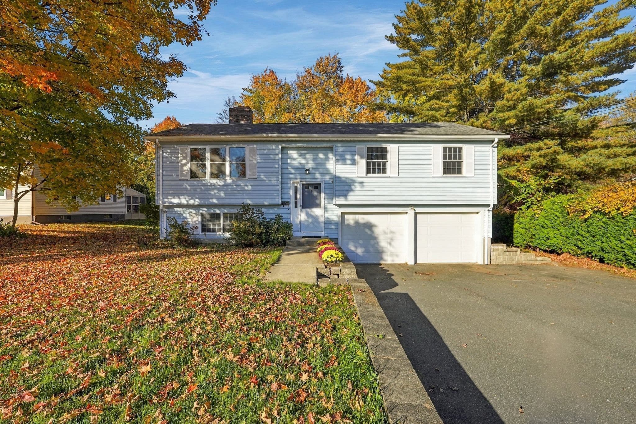 17 Highland Ave., Easthampton MA 01027