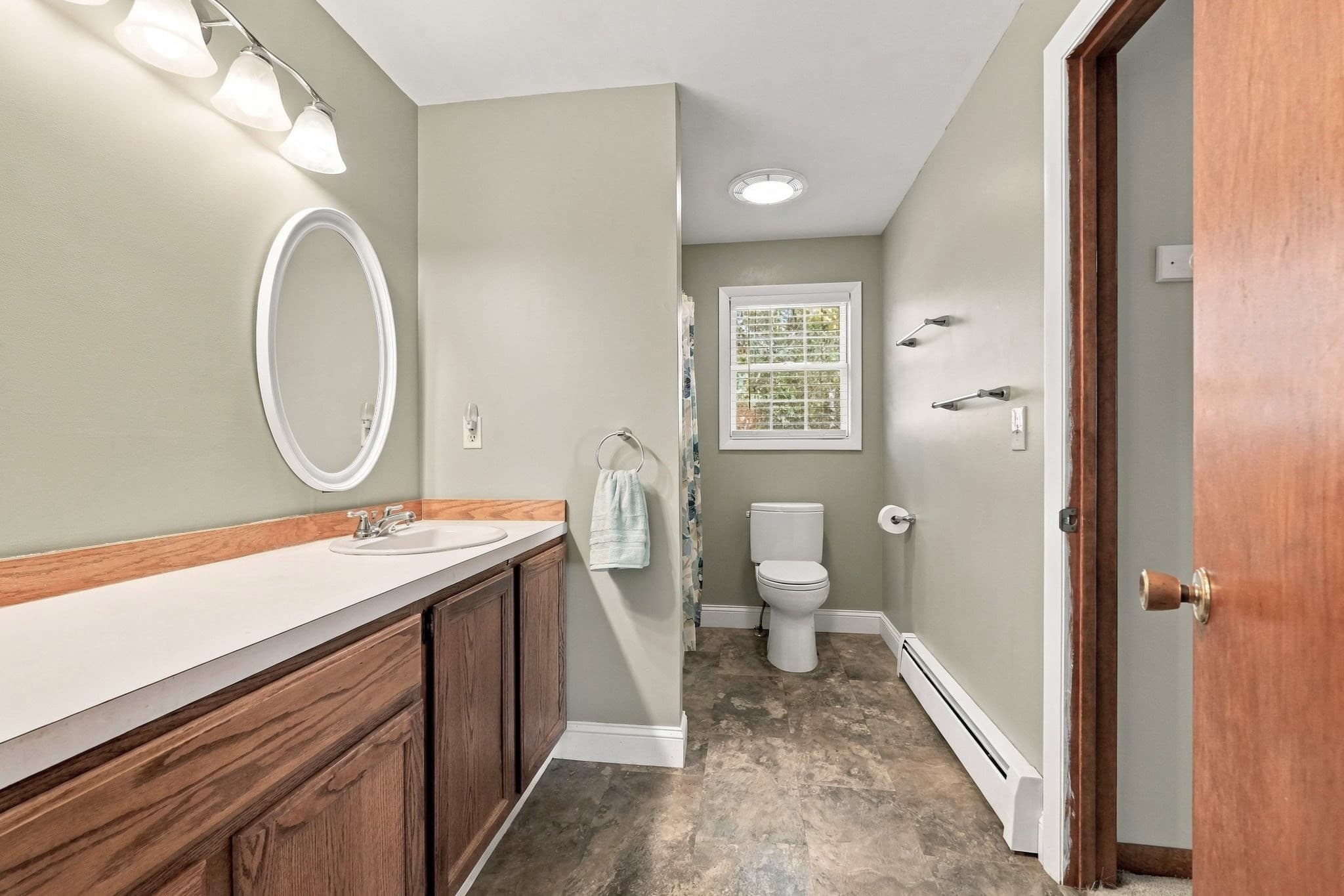 Single Family Residence at 17 Highland Ave., Easthampton MA 01027, photo 20 of 33