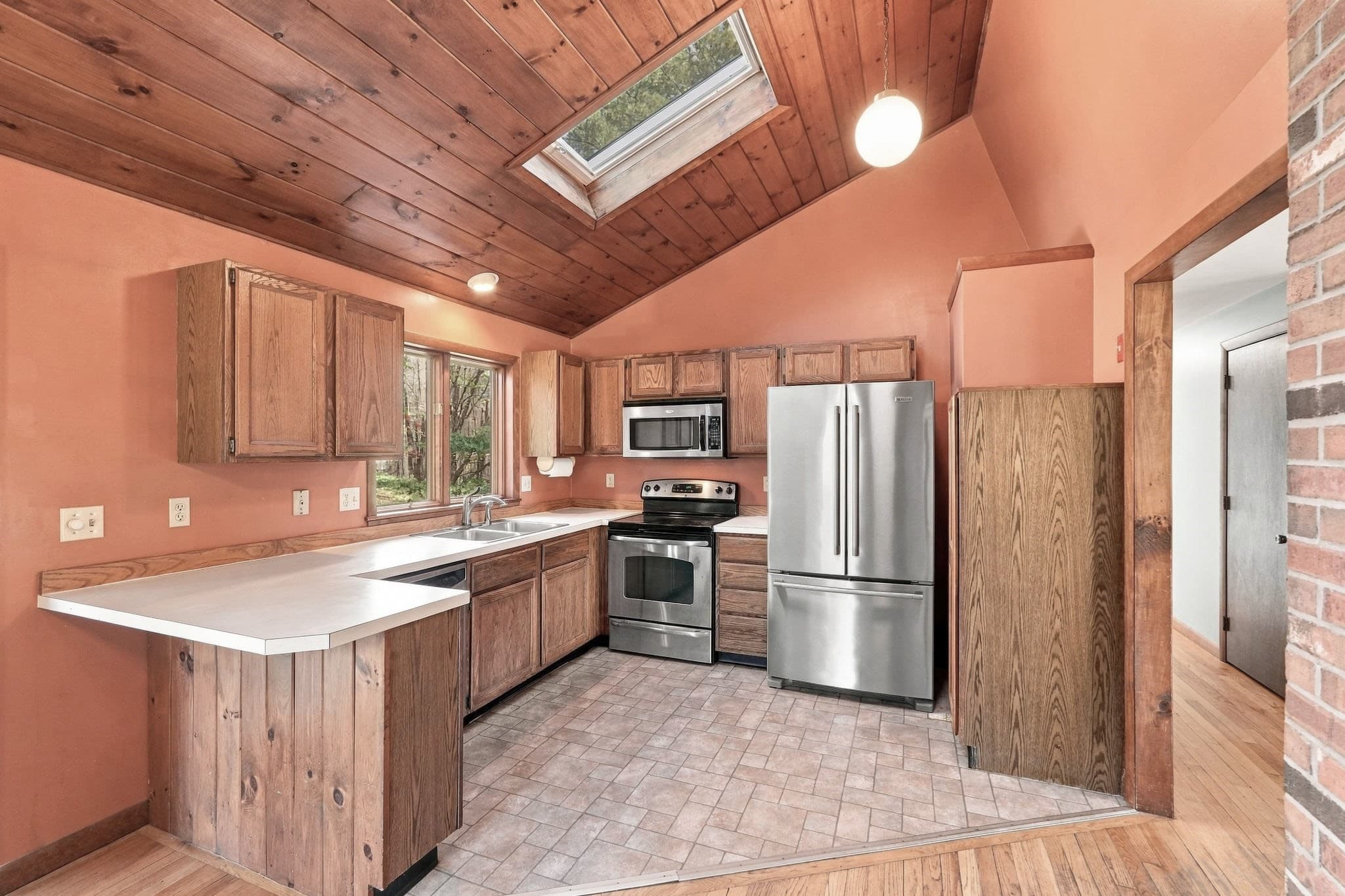 Single Family Residence at 17 Highland Ave., Easthampton MA 01027, photo 11 of 33