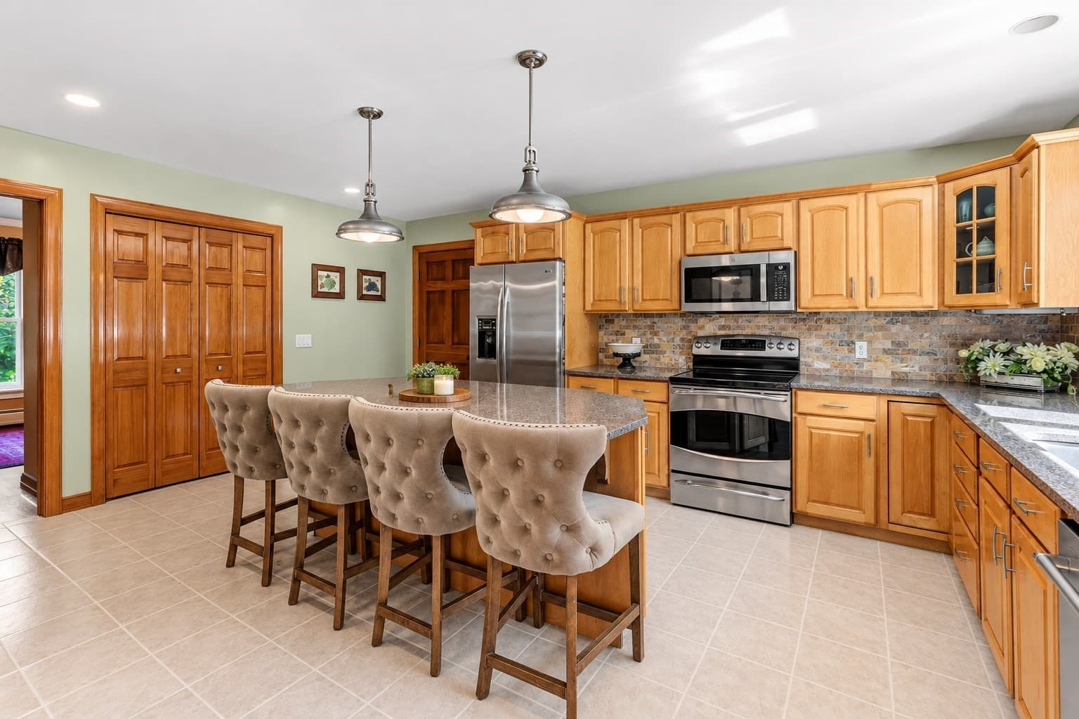 Single Family Residence at 5 Crowley Rd, Westhampton MA 01027, photo 6 of 41