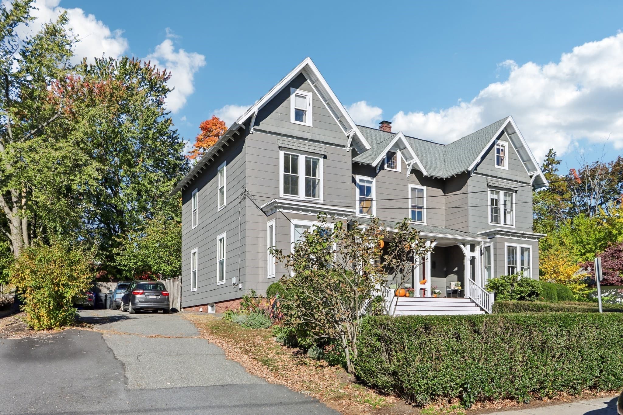 Condominium at 20 Russell Ter # 3, Arlington MA 02474, photo 2 of 37