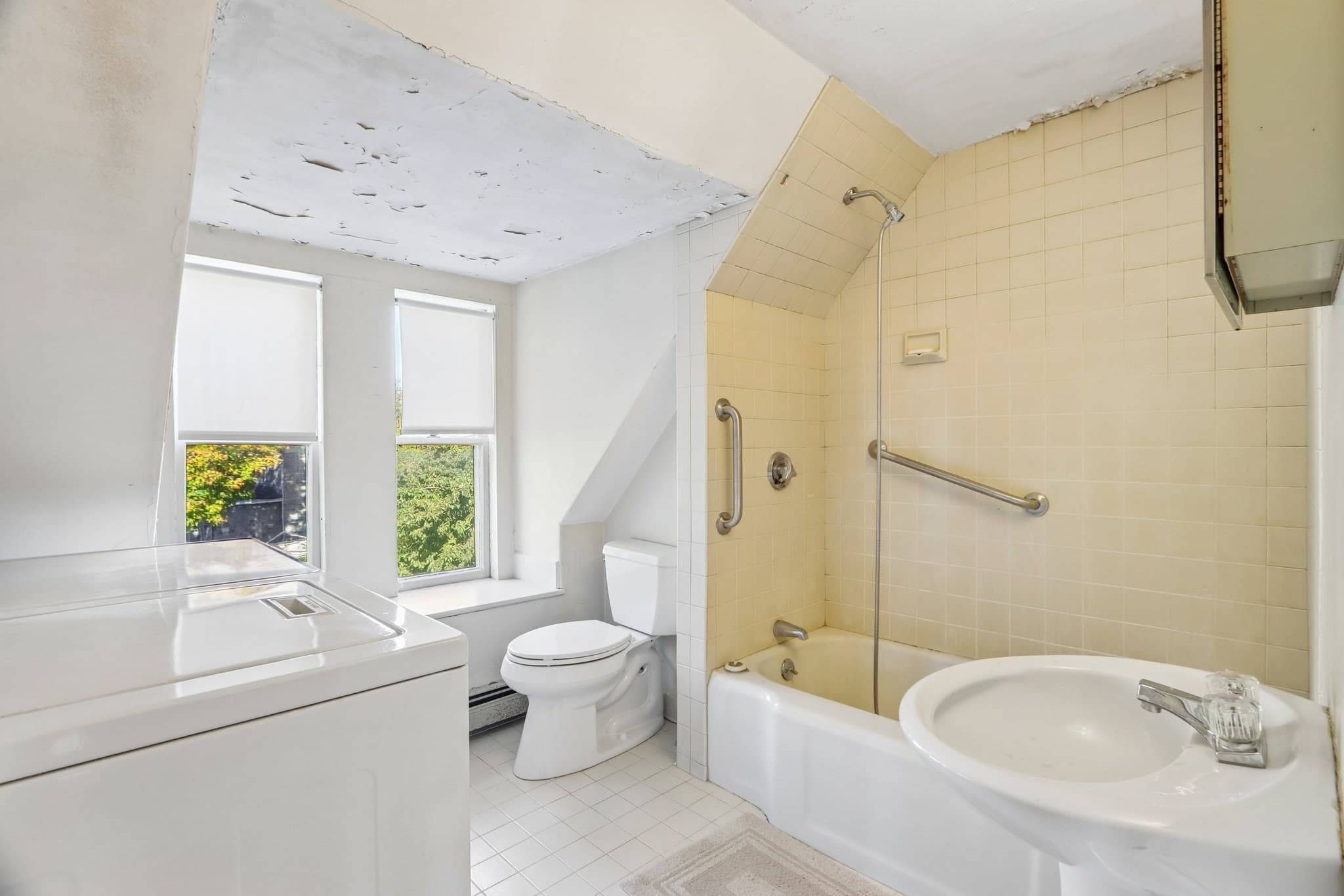Condominium at 20 Russell Ter # 3, Arlington MA 02474, photo 25 of 37