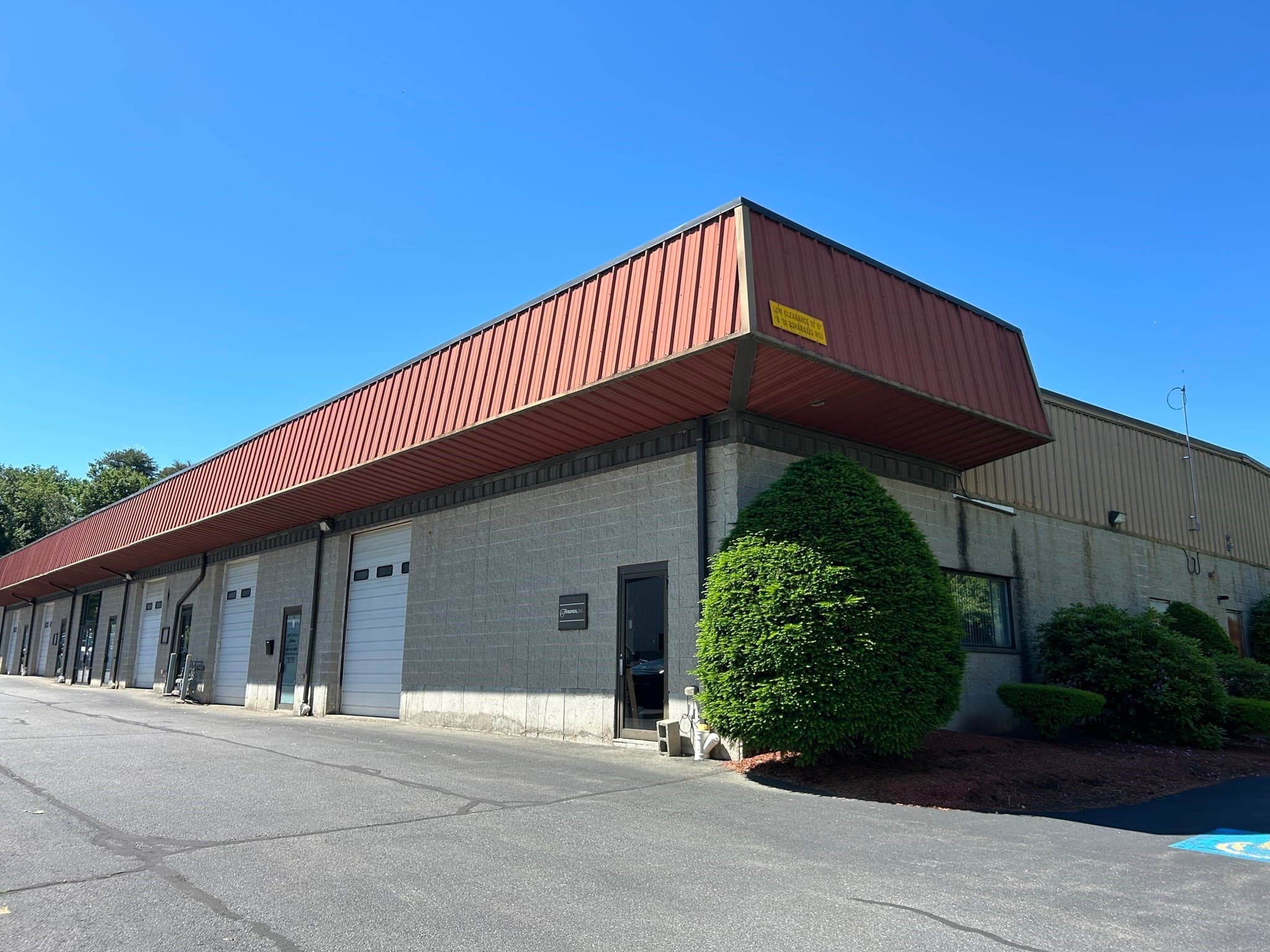 9 Bonazzoli Ave, Hudson MA 01749