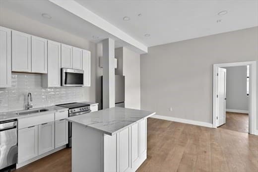 Apartment at 376 Third Street # 214, Everett MA 02149, photo 26 of 40