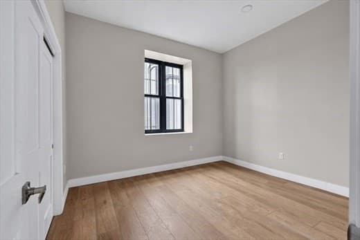 Apartment at 376 Third Street # 214, Everett MA 02149, photo 32 of 40