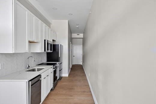 Apartment at 376 Third Street # 214, Everett MA 02149, photo 21 of 40