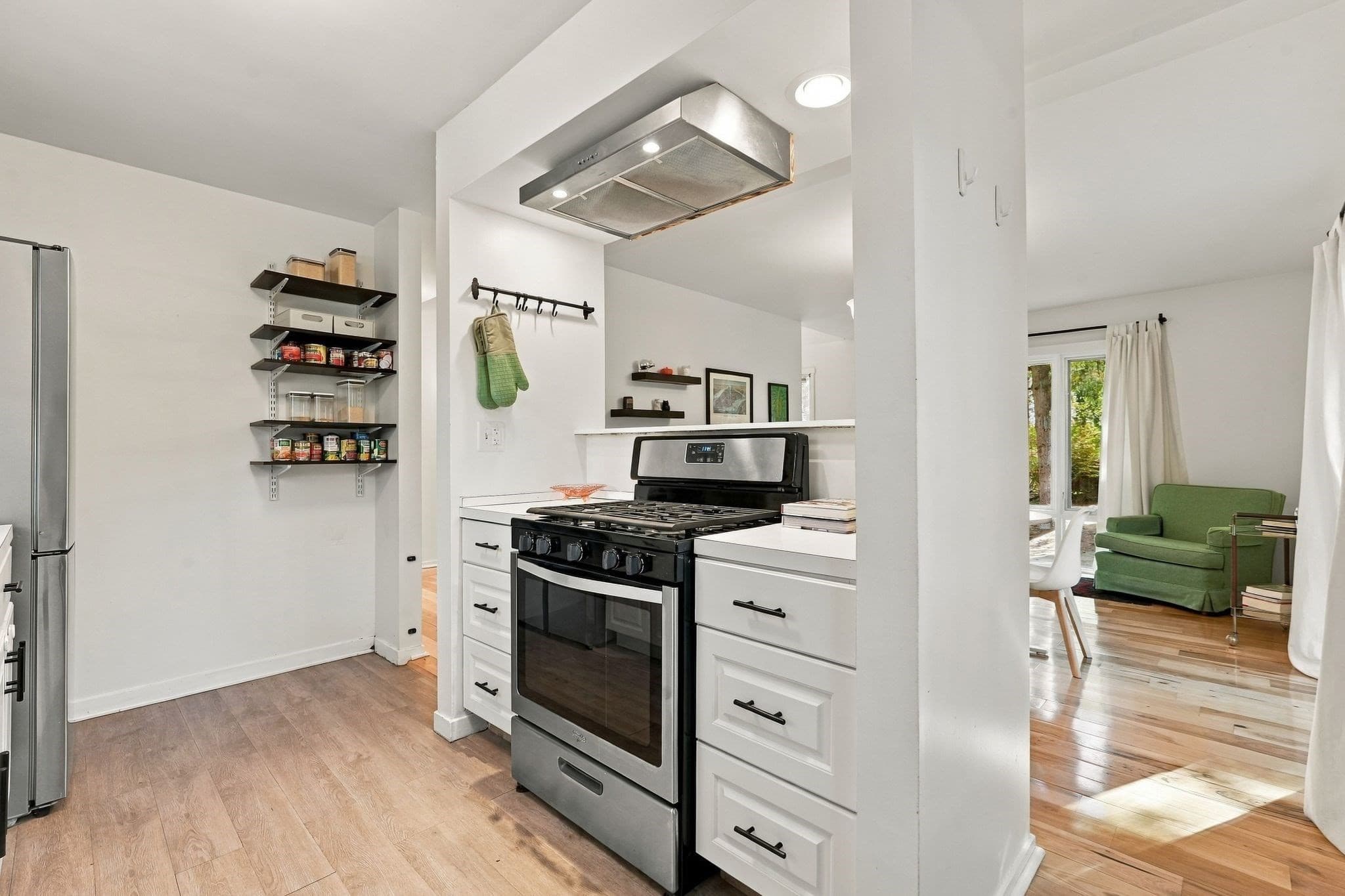 Single Family Residence at 35 The Hollow, Amherst MA 01002, photo 11 of 32