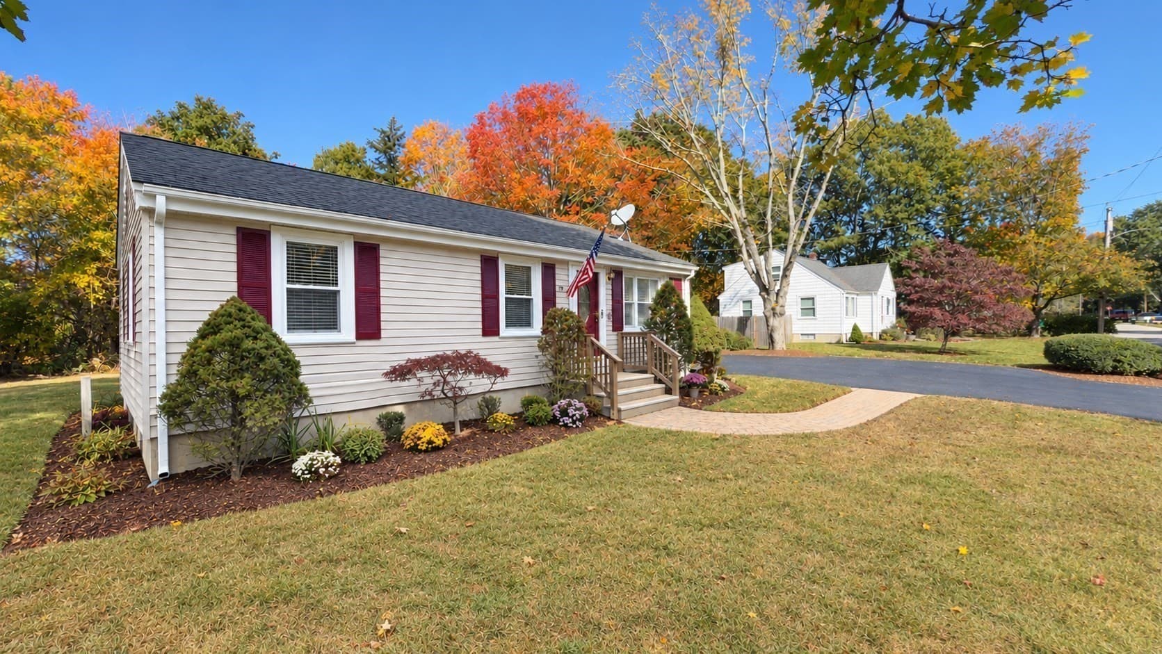 Single Family Residence at 11 Stephen St, Norton MA 02766, photo 2 of 29