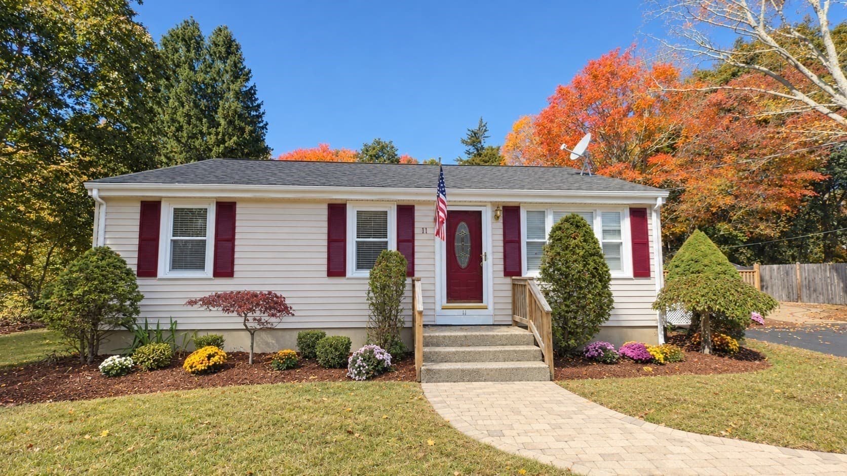 11 Stephen St, Norton MA 02766