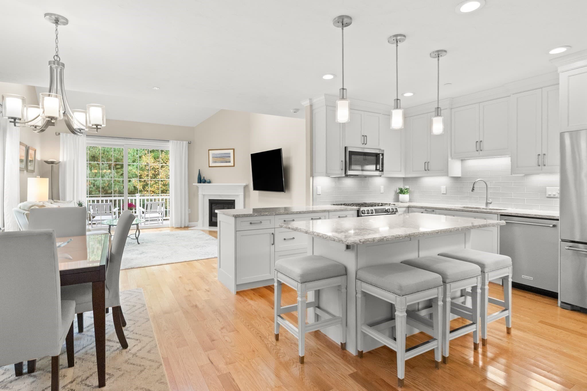Condominium at 470 Boston Street # 21, Topsfield MA 01983, photo 3 of 42