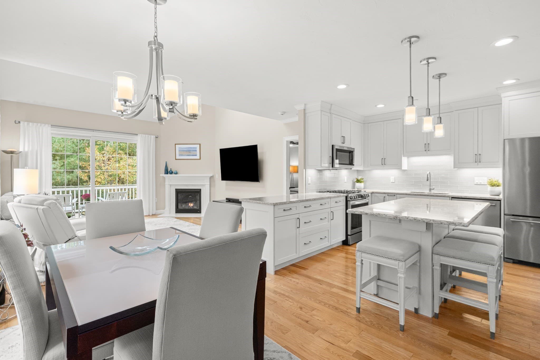 Condominium at 470 Boston Street # 21, Topsfield MA 01983, photo 5 of 42