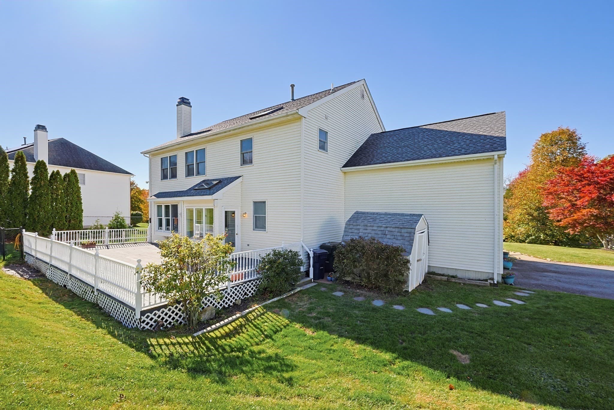 Single Family Residence at 93 Robert Road, Marlborough MA 01752, photo 2 of 42