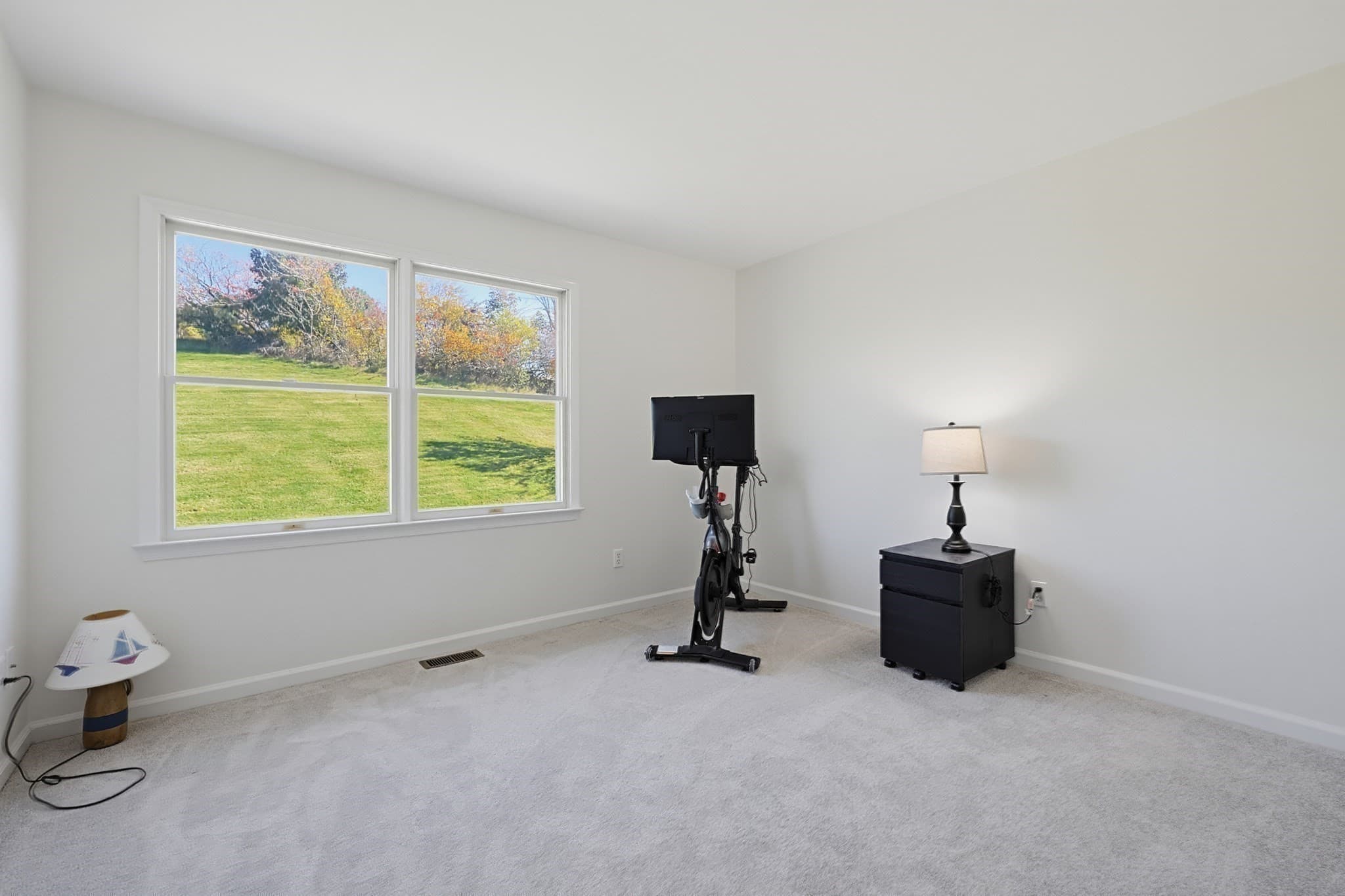 Single Family Residence at 93 Robert Road, Marlborough MA 01752, photo 29 of 42