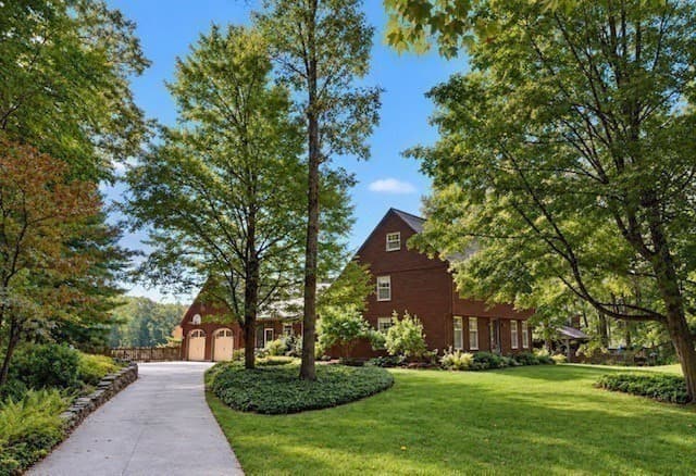 215 Southampton Rd, Westhampton MA 01027