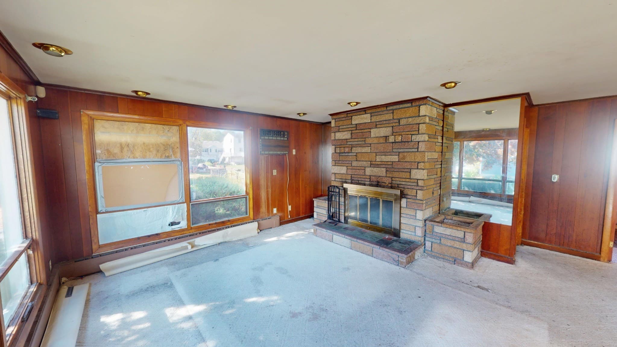 Single Family Residence at 79 William St, Lawrence MA 01841, photo 6 of 17