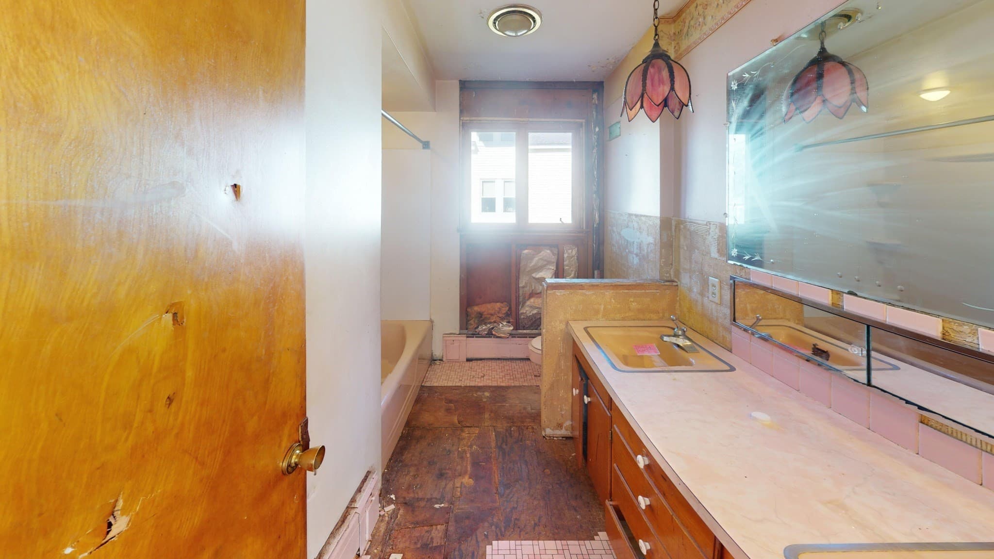 Single Family Residence at 79 William St, Lawrence MA 01841, photo 15 of 17
