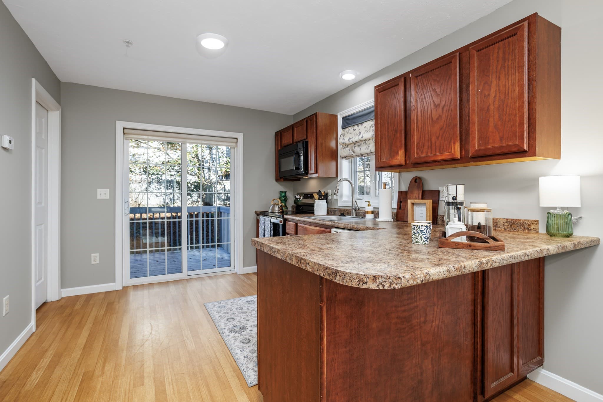 Condominium at 76 Lake St # 76, Gardner MA 01440, photo 8 of 32