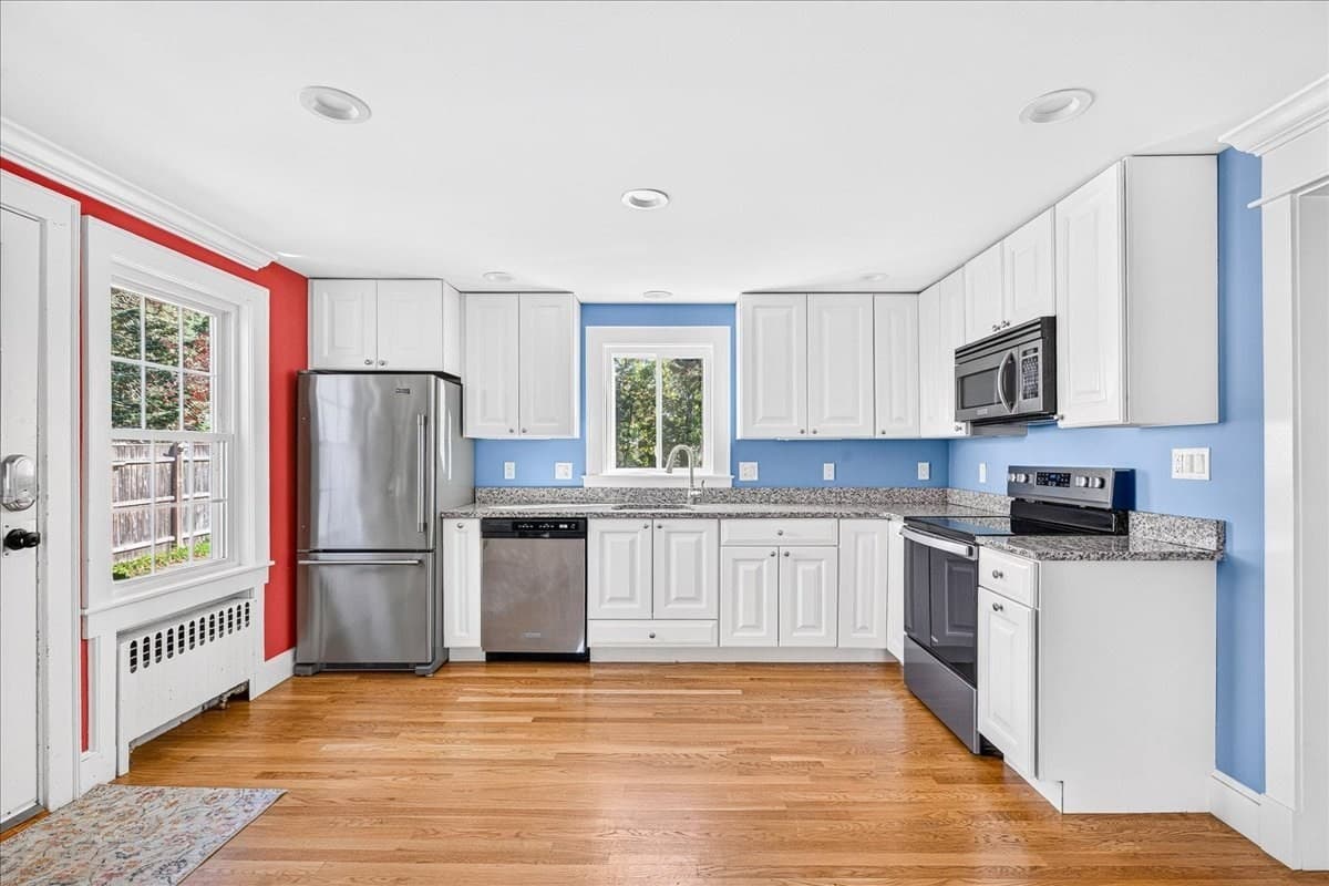 Single Family Residence at 238 Liberty St, Braintree MA 02184, photo 6 of 41