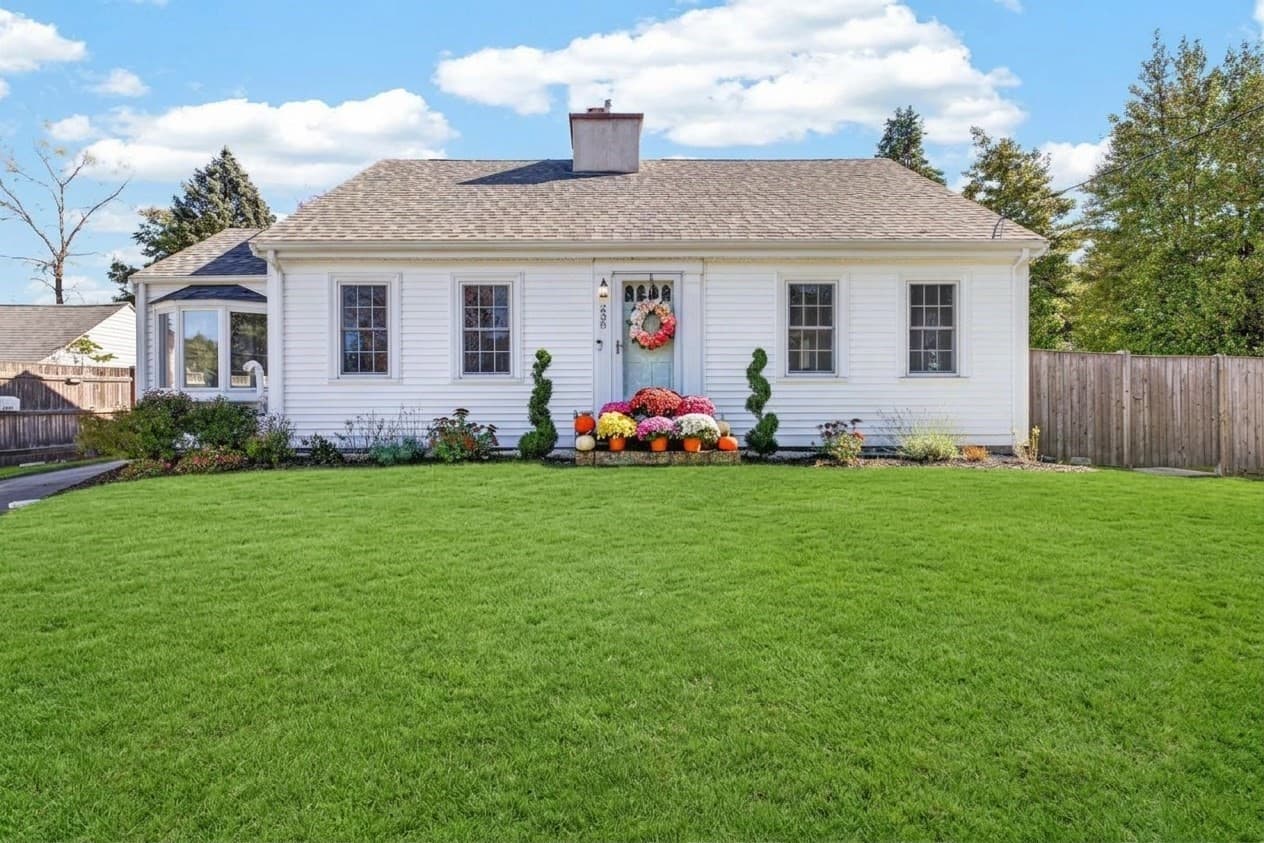 238 Liberty St, Braintree MA 02184
