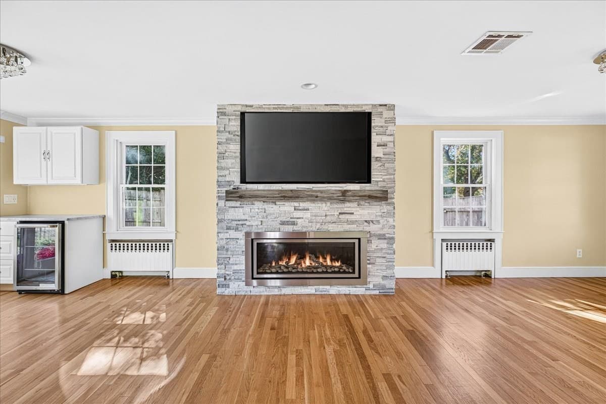Single Family Residence at 238 Liberty St, Braintree MA 02184, photo 14 of 41