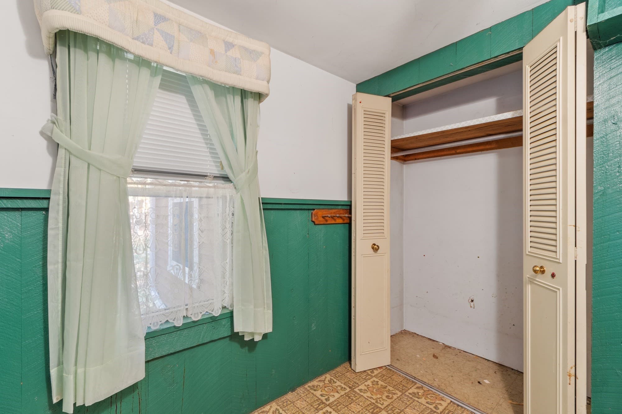 Single Family Residence at 562 Union Street, Leominster MA 01453, photo 24 of 24