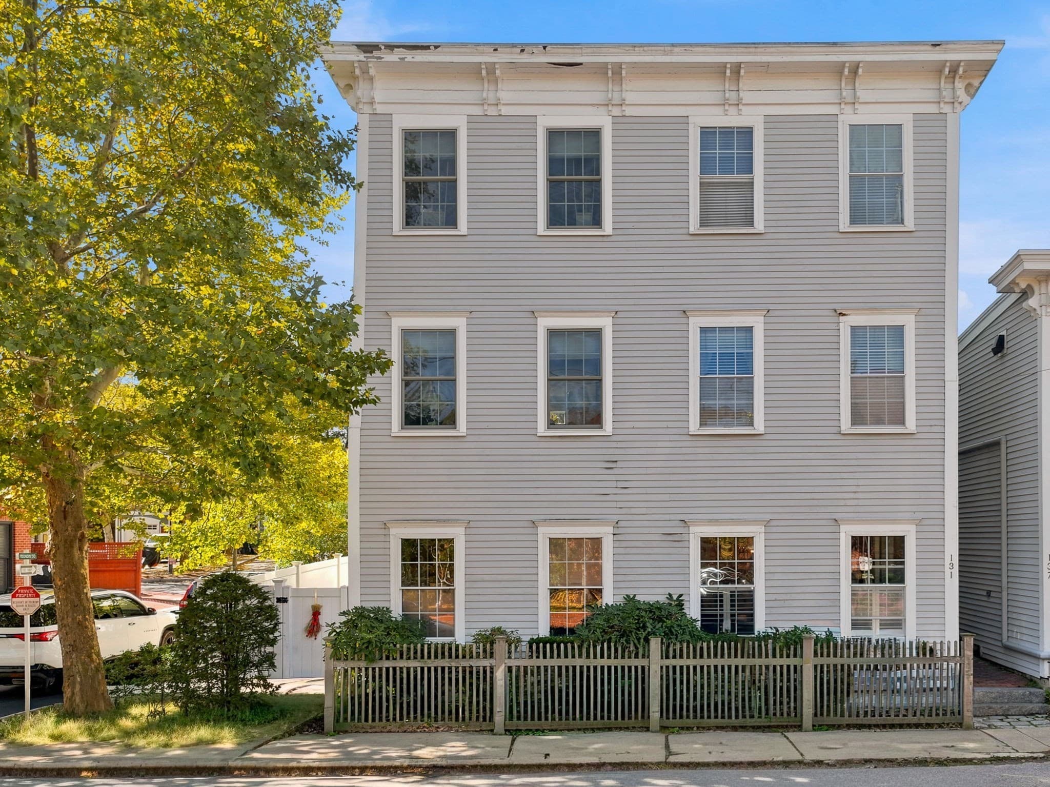 Condominium at 131 Merrimac St # 1, Newburyport MA 01950, photo 2 of 24