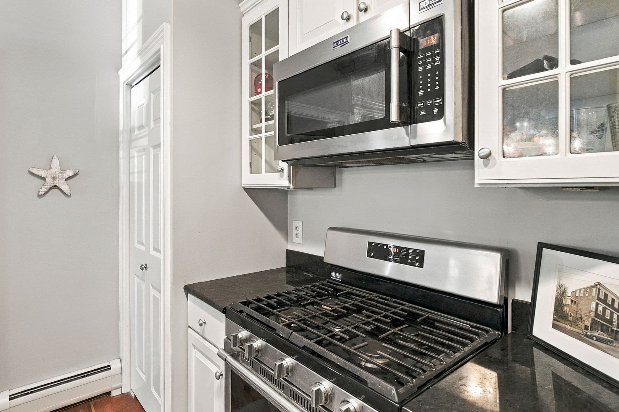 Condominium at 131 Merrimac St # 1, Newburyport MA 01950, photo 15 of 24