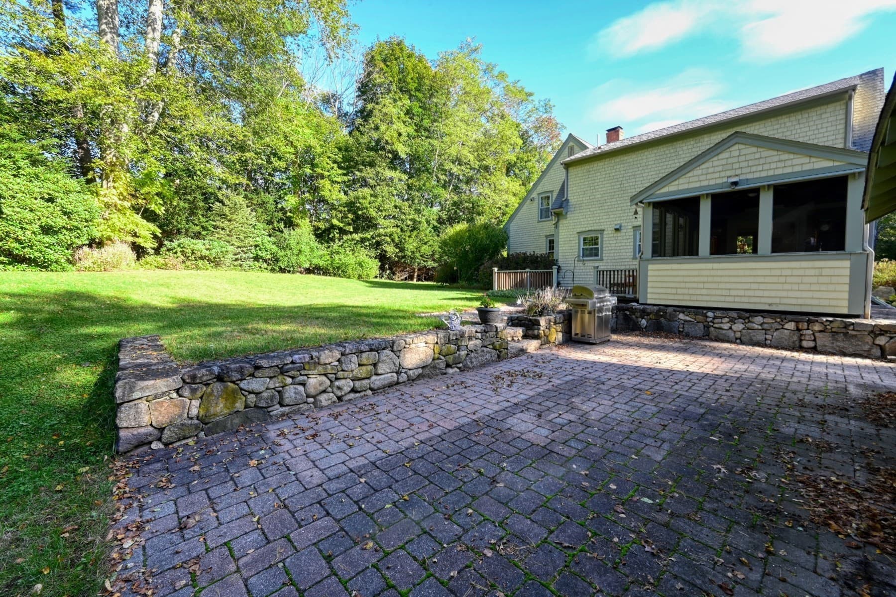 Single Family Residence at 240 Oldham Street, Pembroke MA 02359, photo 14 of 38