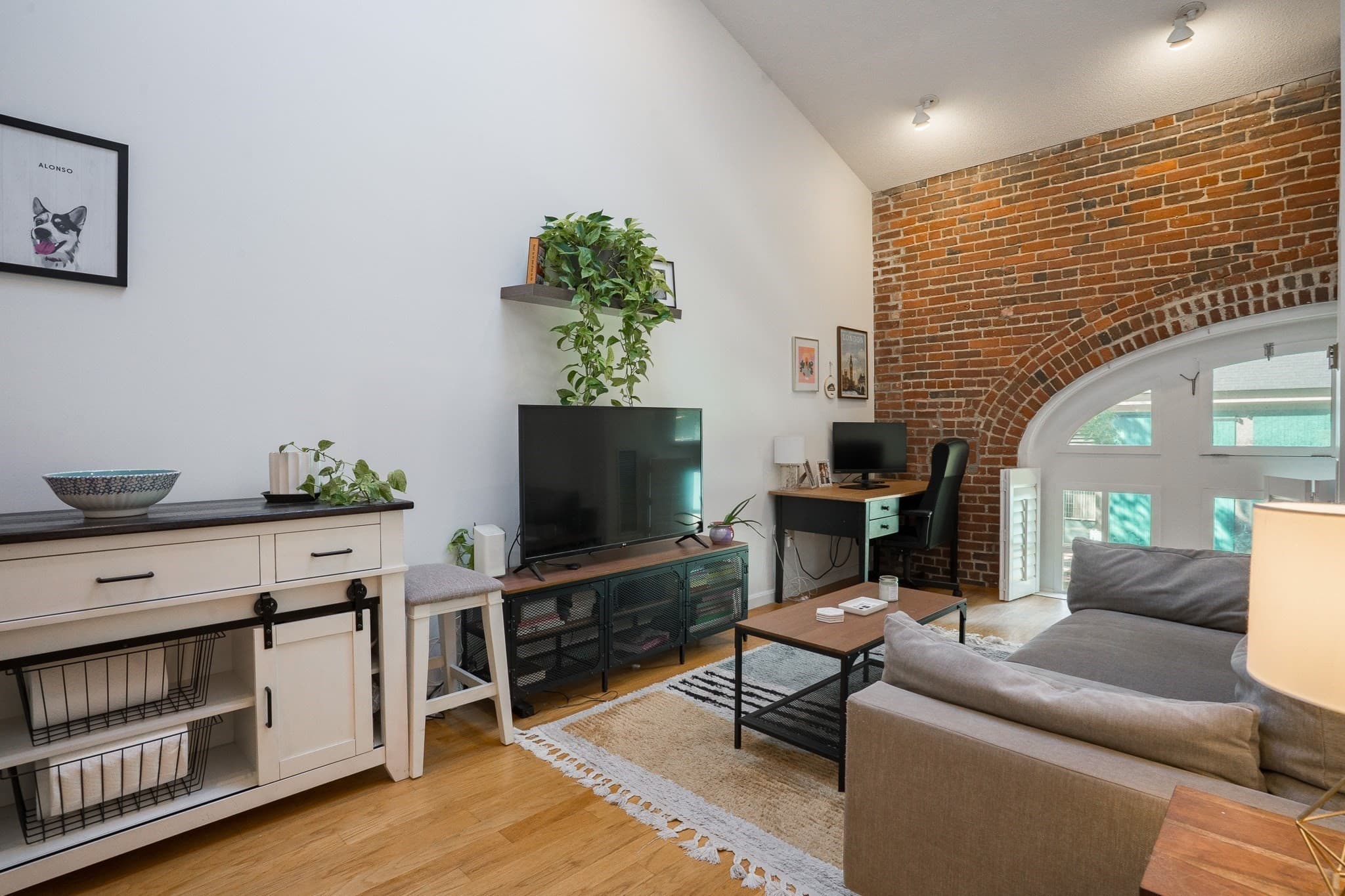 Condominium at 106 13th Street # 203, Boston MA 02129, photo 3 of 21