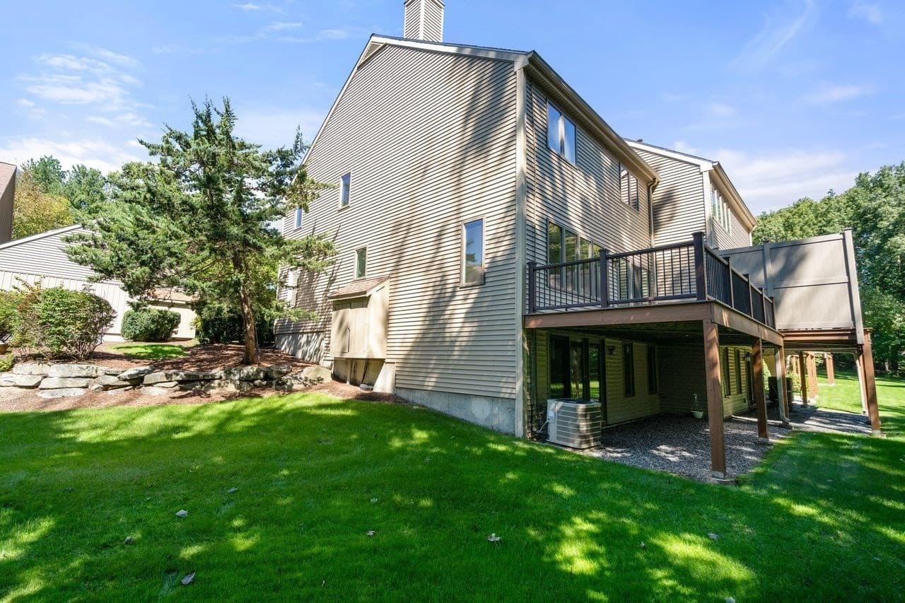 Condominium at 770 Salisbury St # 419, Worcester MA 01609, photo 26 of 31