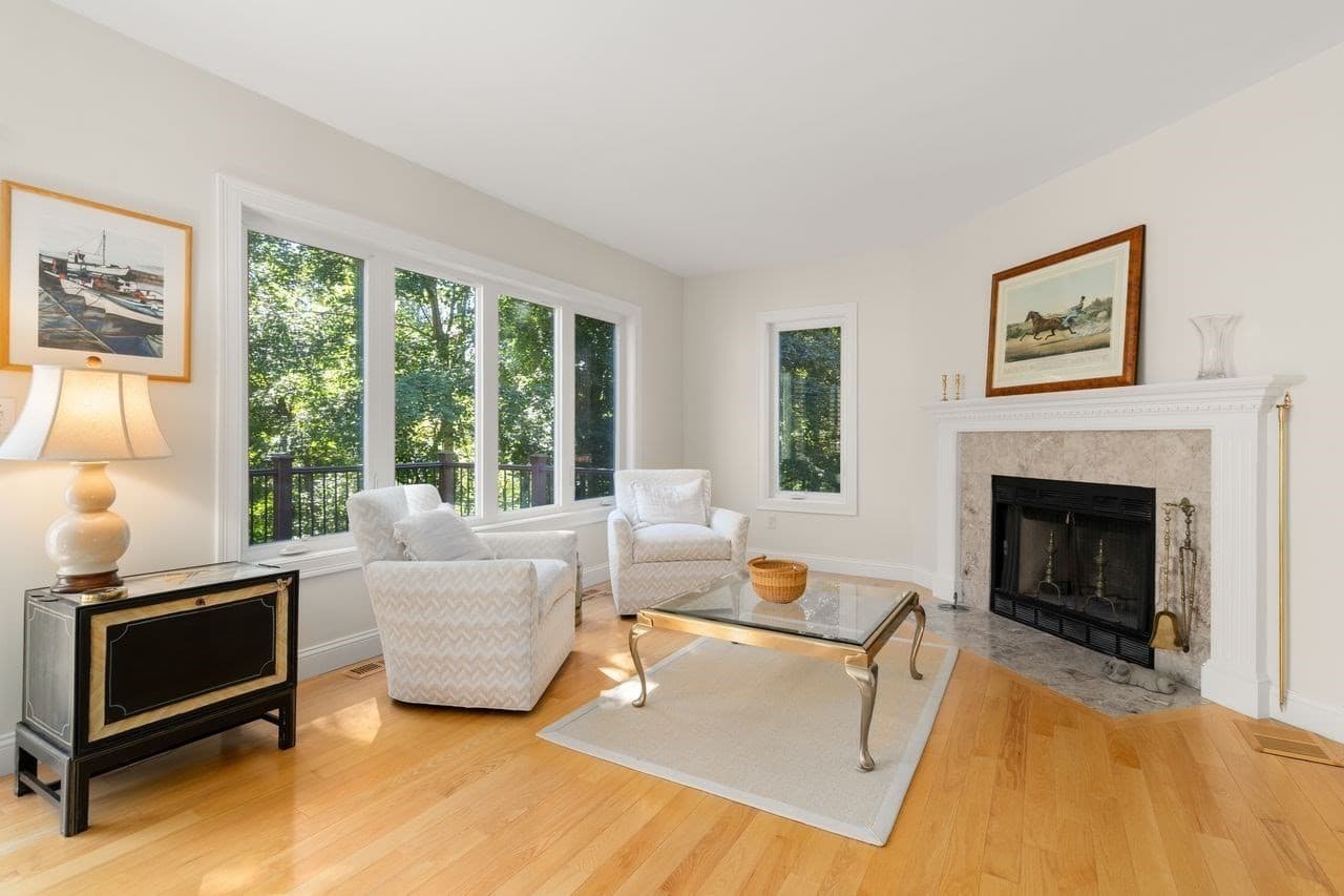 Condominium at 770 Salisbury St # 419, Worcester MA 01609, photo 7 of 31