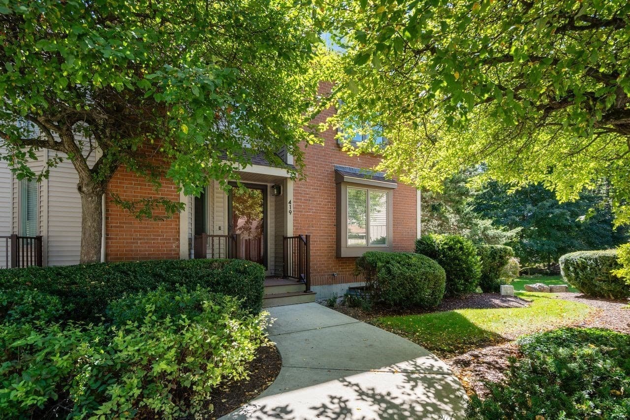 770 Salisbury St # 419, Worcester MA 01609