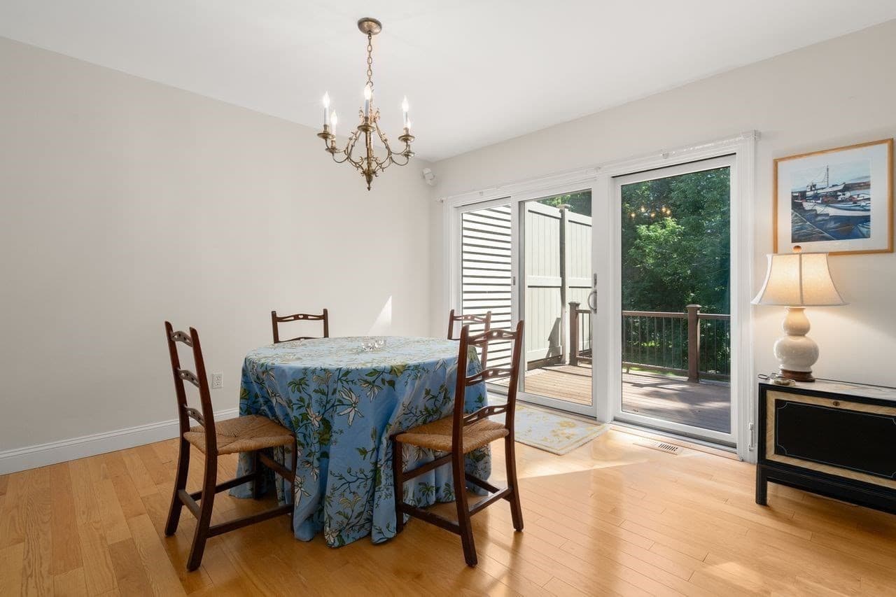 Condominium at 770 Salisbury St # 419, Worcester MA 01609, photo 9 of 31