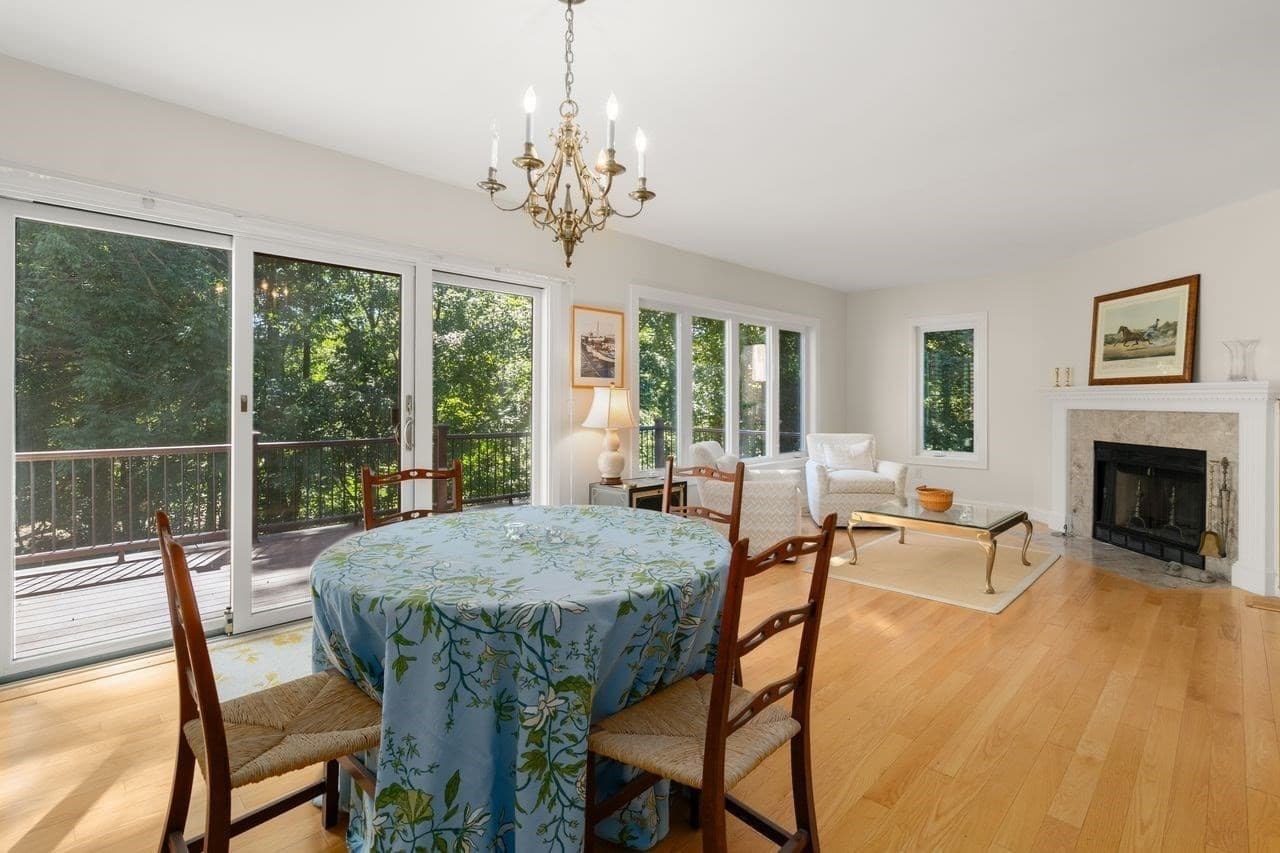 Condominium at 770 Salisbury St # 419, Worcester MA 01609, photo 11 of 31