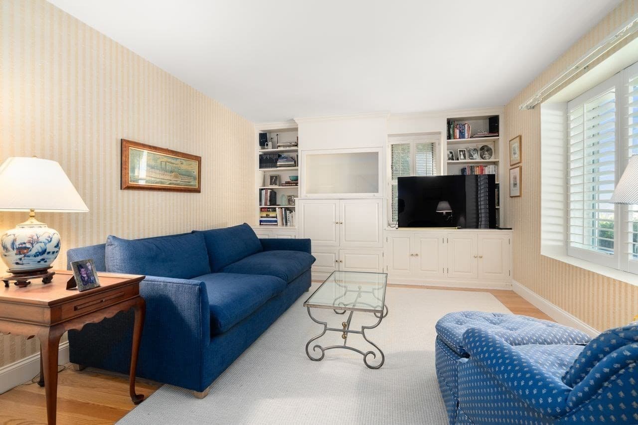 Condominium at 770 Salisbury St # 419, Worcester MA 01609, photo 8 of 31