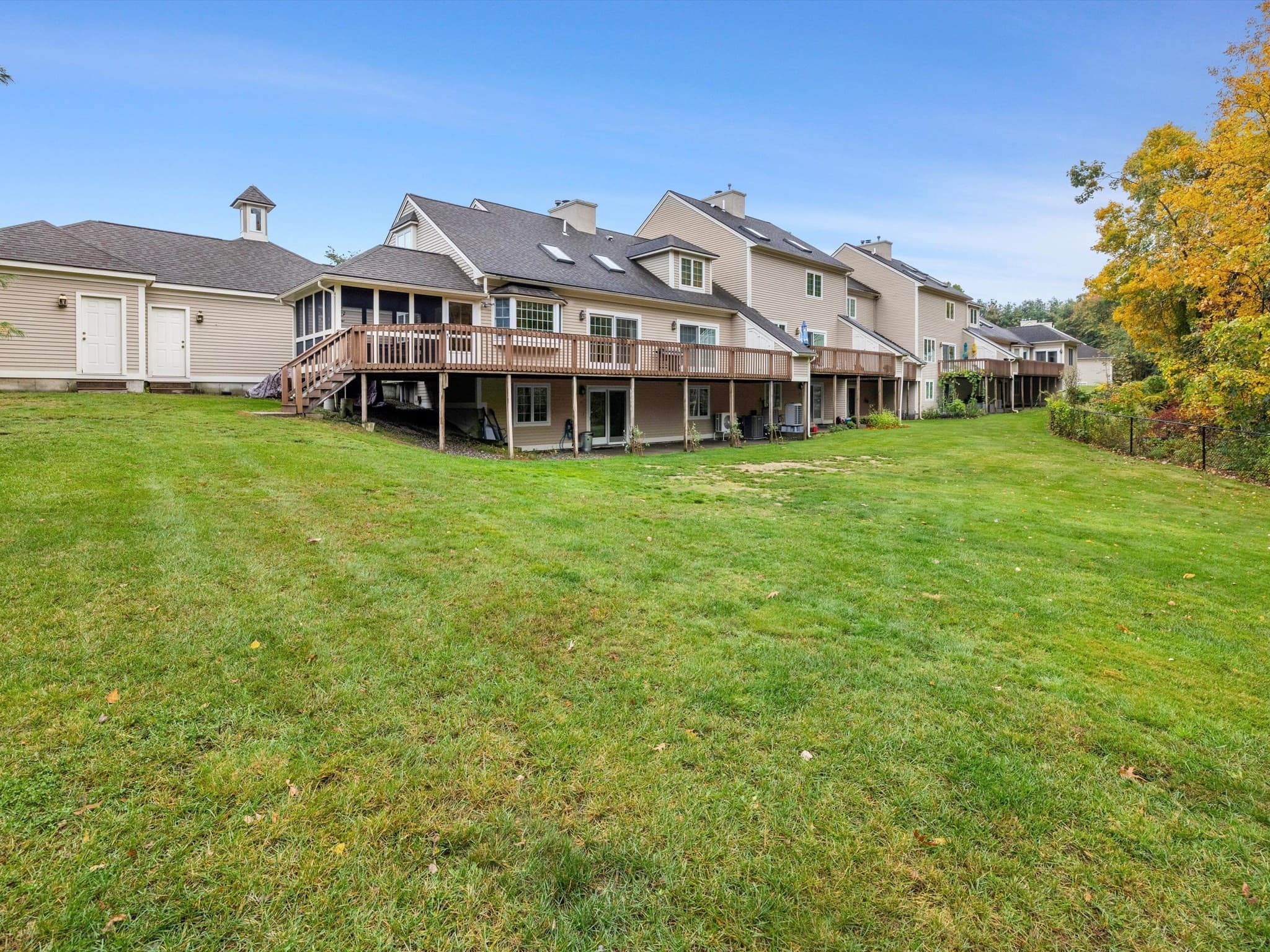 Condominium at 40 Powder Hill Way # 40, Westborough MA 01581, photo 2 of 42