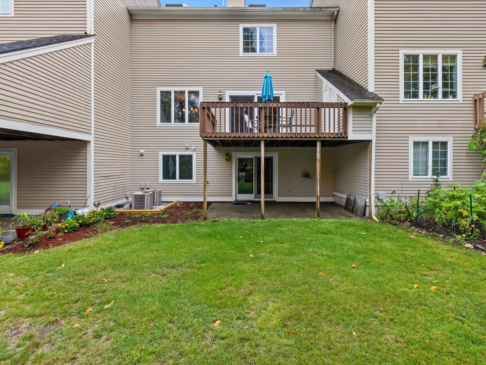 Condominium at 40 Powder Hill Way # 40, Westborough MA 01581, photo 35 of 42