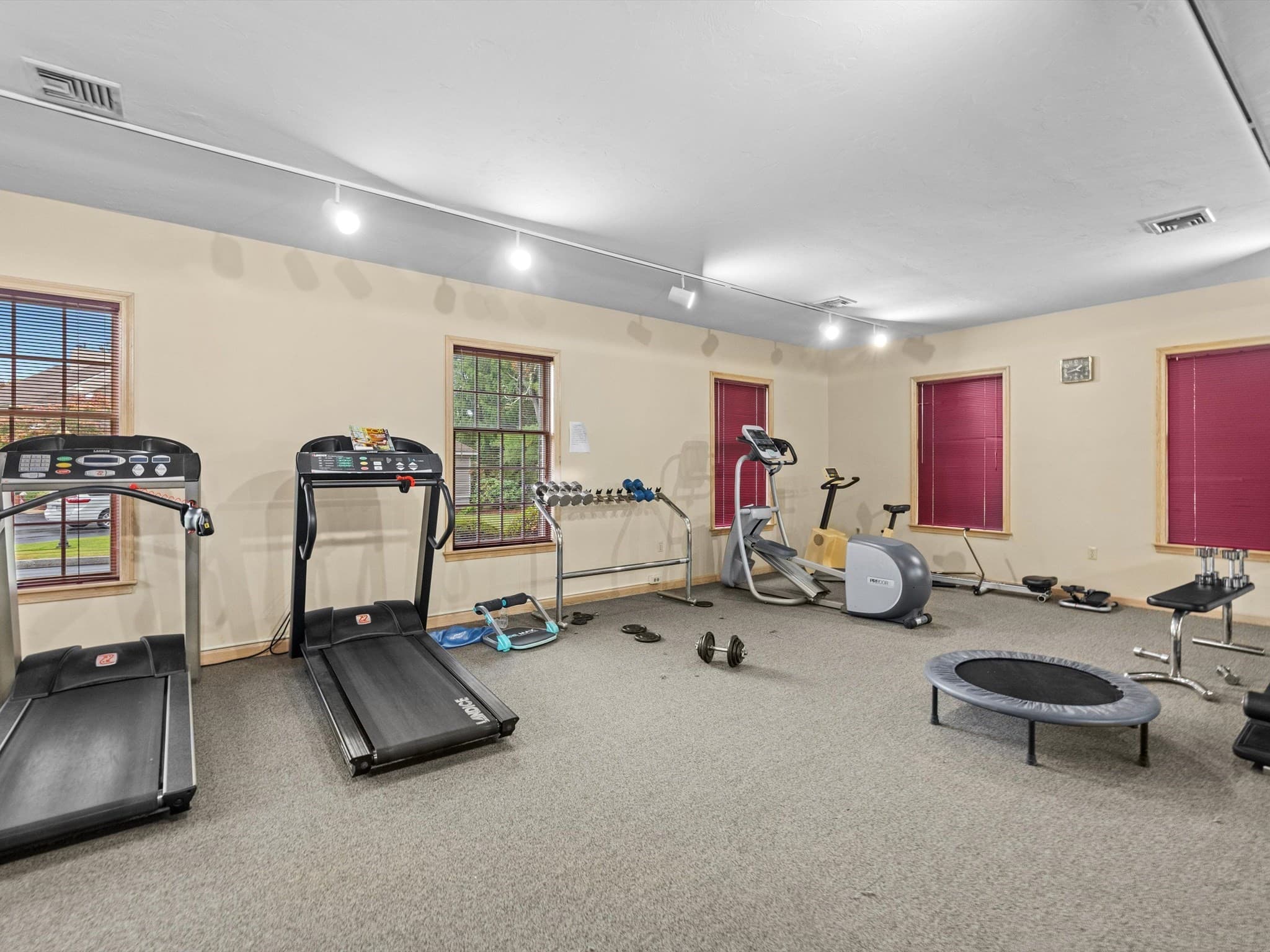 Condominium at 40 Powder Hill Way # 40, Westborough MA 01581, photo 39 of 42