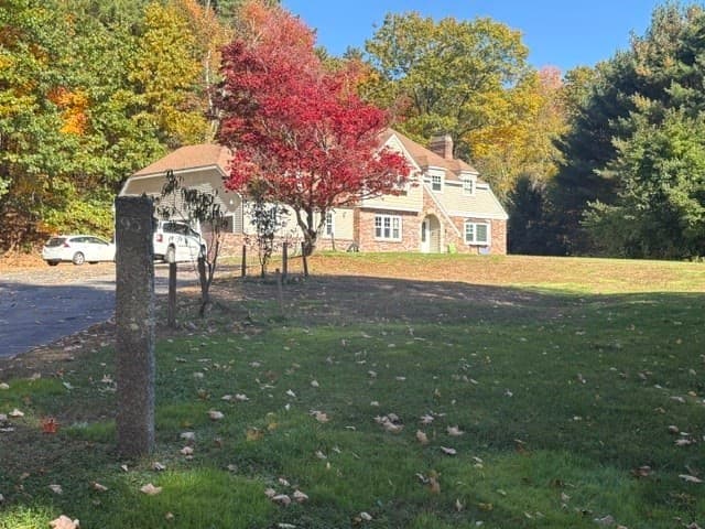Single Family Residence at 95 Jewett St, Pepperell MA 01463, photo 2 of 25