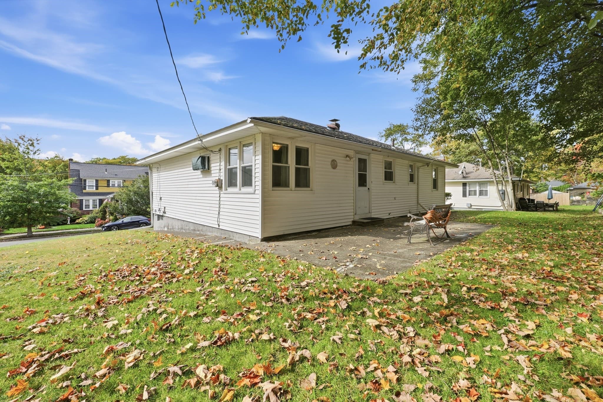 Single Family Residence at 605 Chandler St, Worcester MA 01602, photo 33 of 39