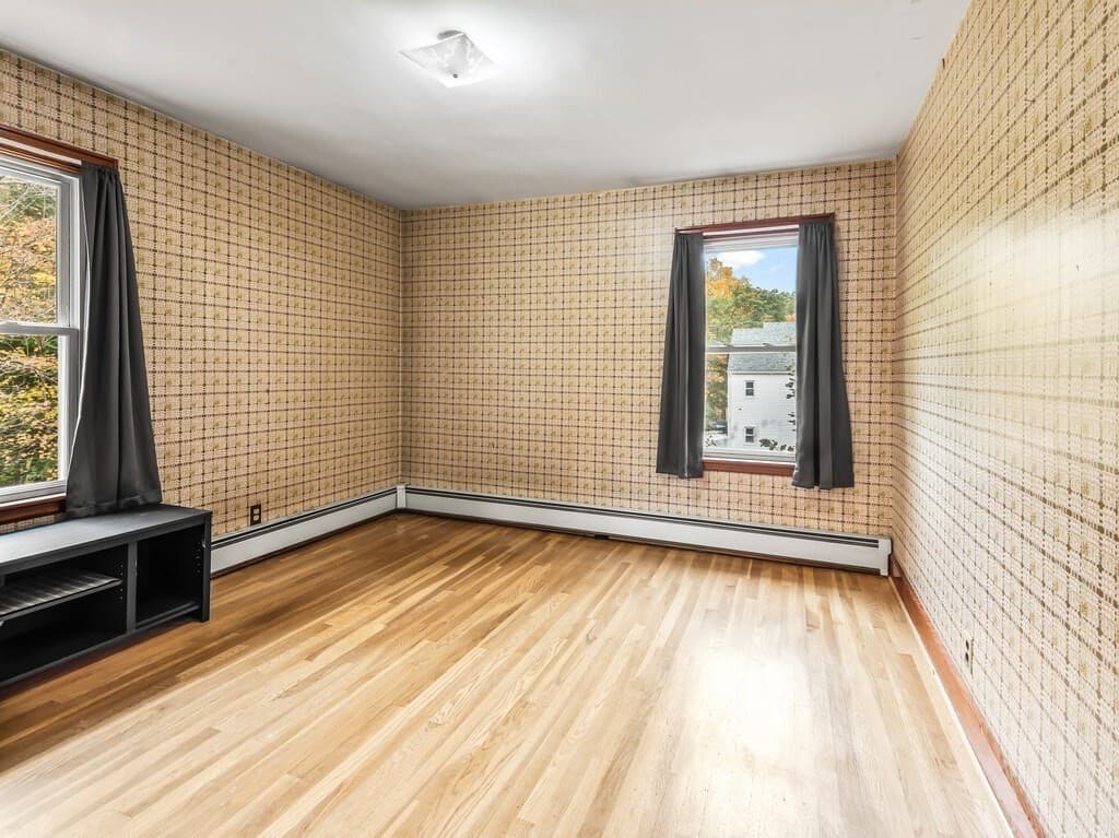 Multi Family at 20 Roger St, Southbridge MA 01550, photo 13 of 34