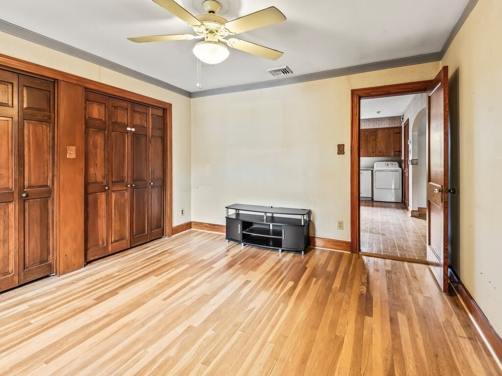 Multi Family at 20 Roger St, Southbridge MA 01550, photo 12 of 34