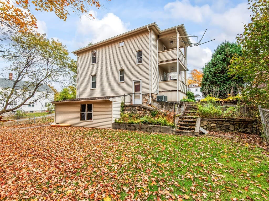 Multi Family at 20 Roger St, Southbridge MA 01550, photo 31 of 34