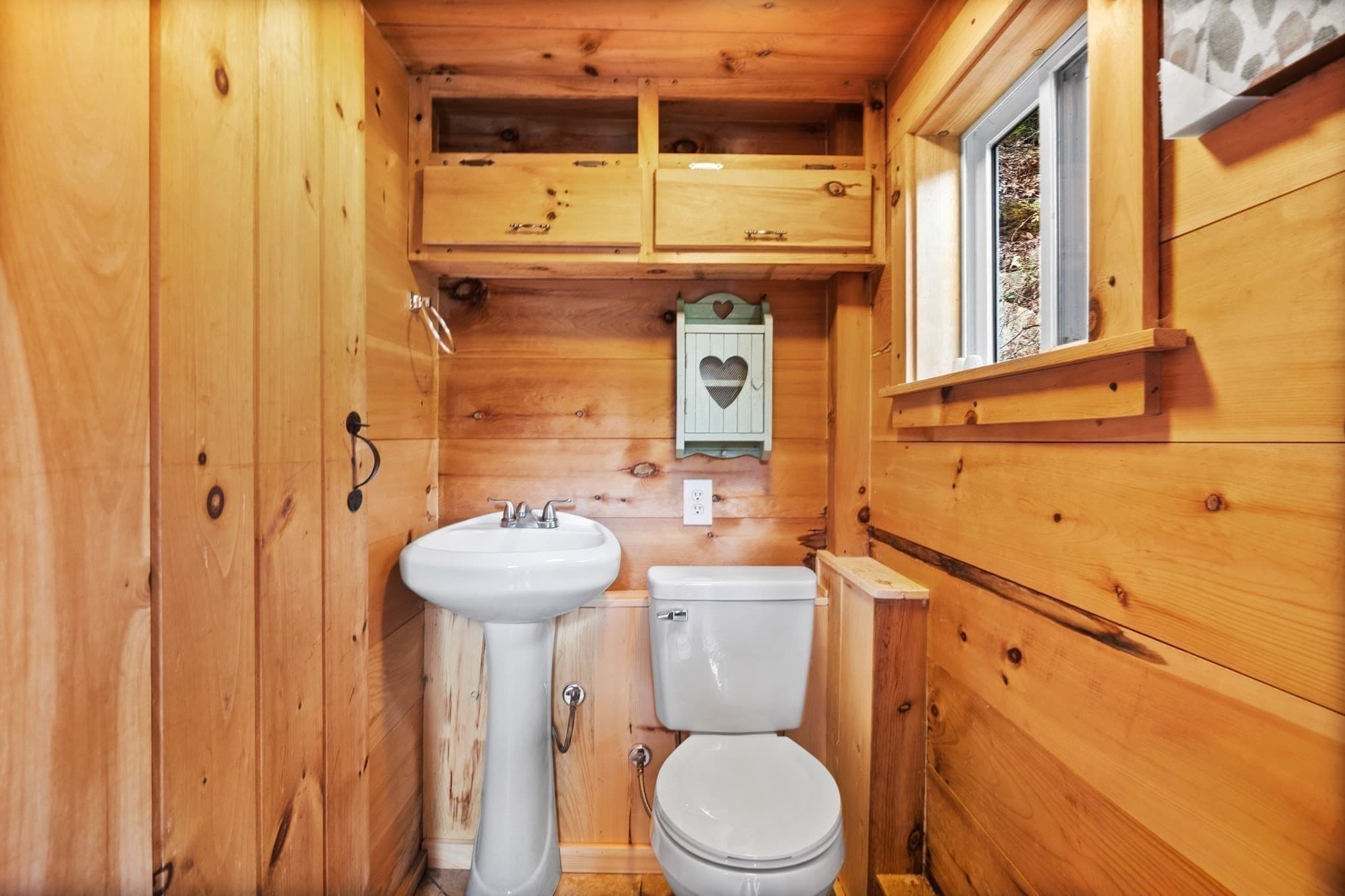 Single Family Residence at 224 Cottage, Weare NH 03281, photo 20 of 28