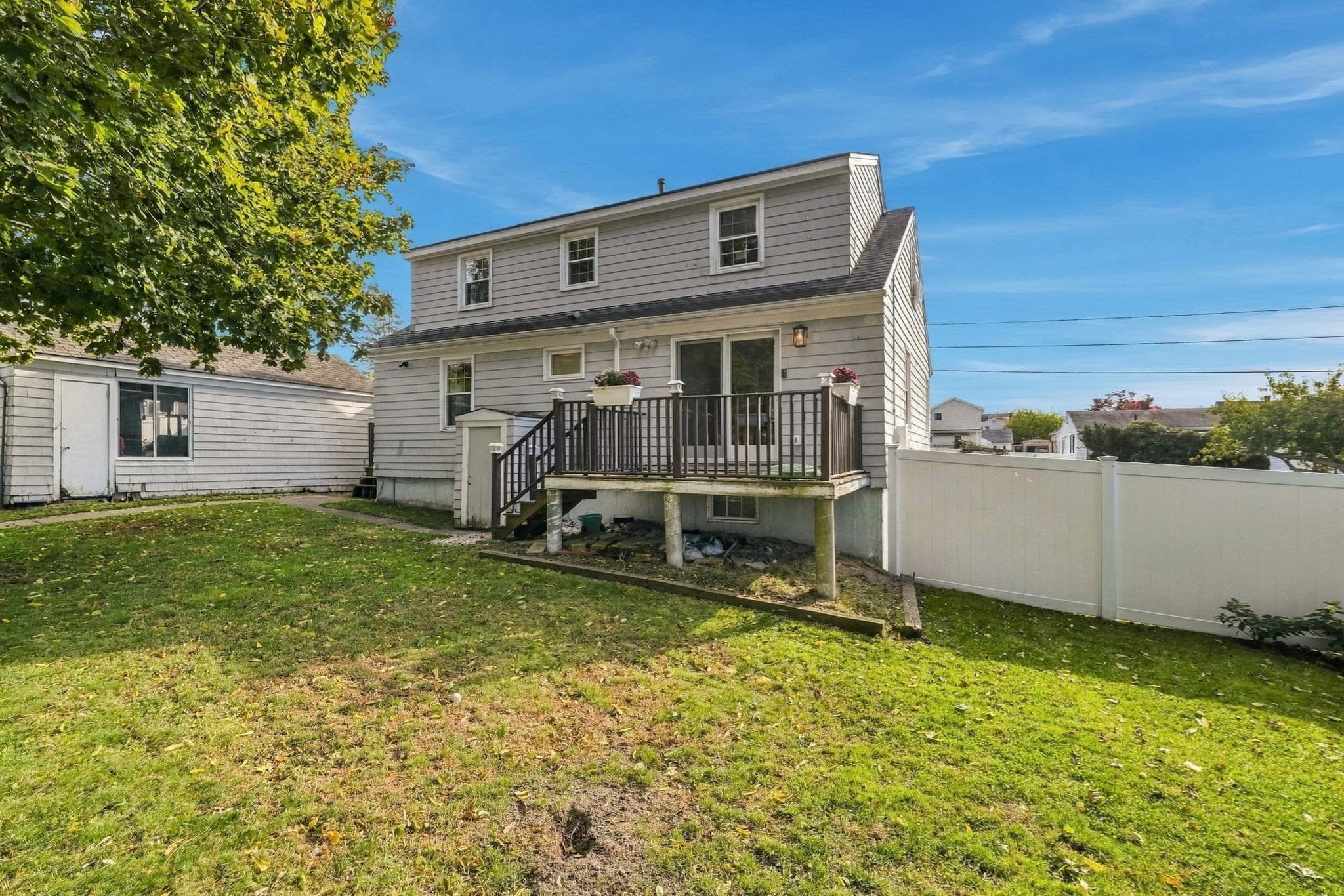Single Family Residence at 258 Goodwin St, Fall River MA 02724, photo 30 of 34