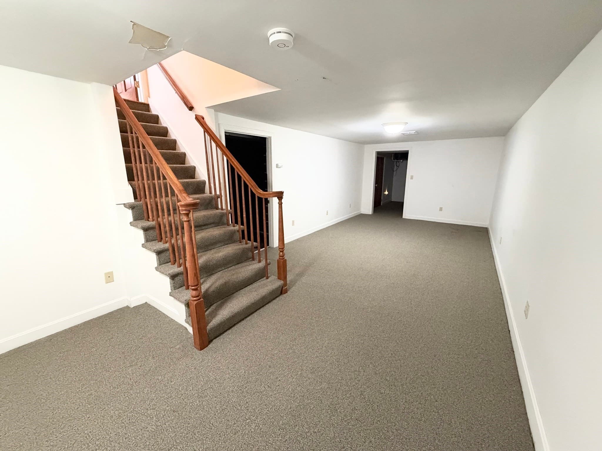Single Family Residence at 25 Wayne Memorial Dr, Dartmouth MA 02747, photo 27 of 42